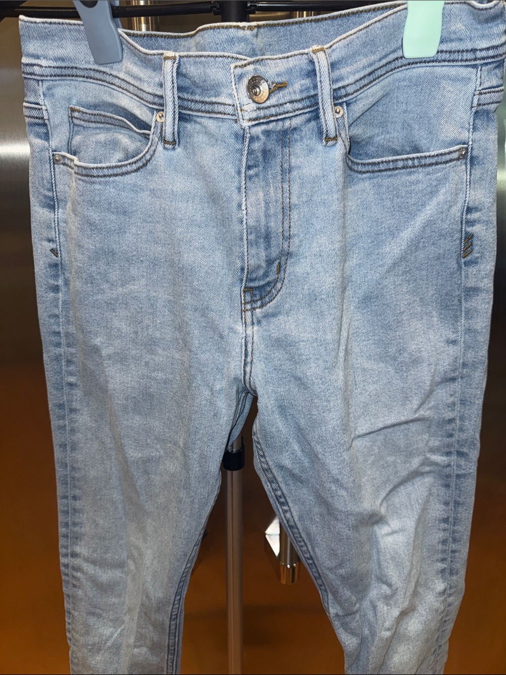 Urban Outfitters BDG Light Wash Women’s Skinny Jeans - Classic Light Blue Denim - Picture 3 of 8